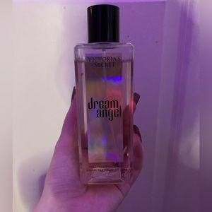 dream angel by victoria secret